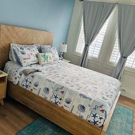 Romantic Studio In The Heart Of Palm Beach - Free Valet Service Екстериор снимка