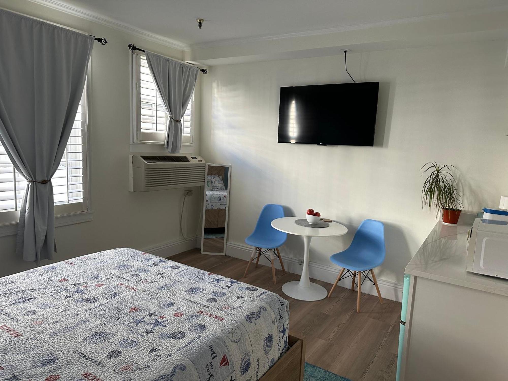 Romantic Studio In The Heart Of Palm Beach - Free Valet Service Екстериор снимка